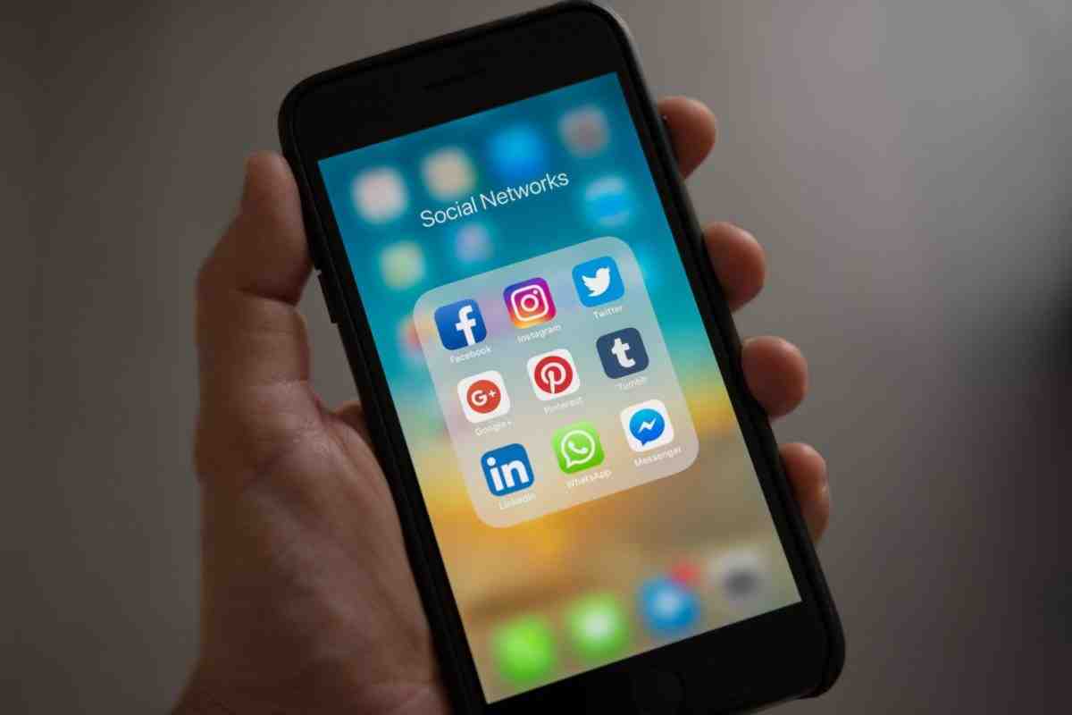 How do I find wholesale suppliers online? 2026