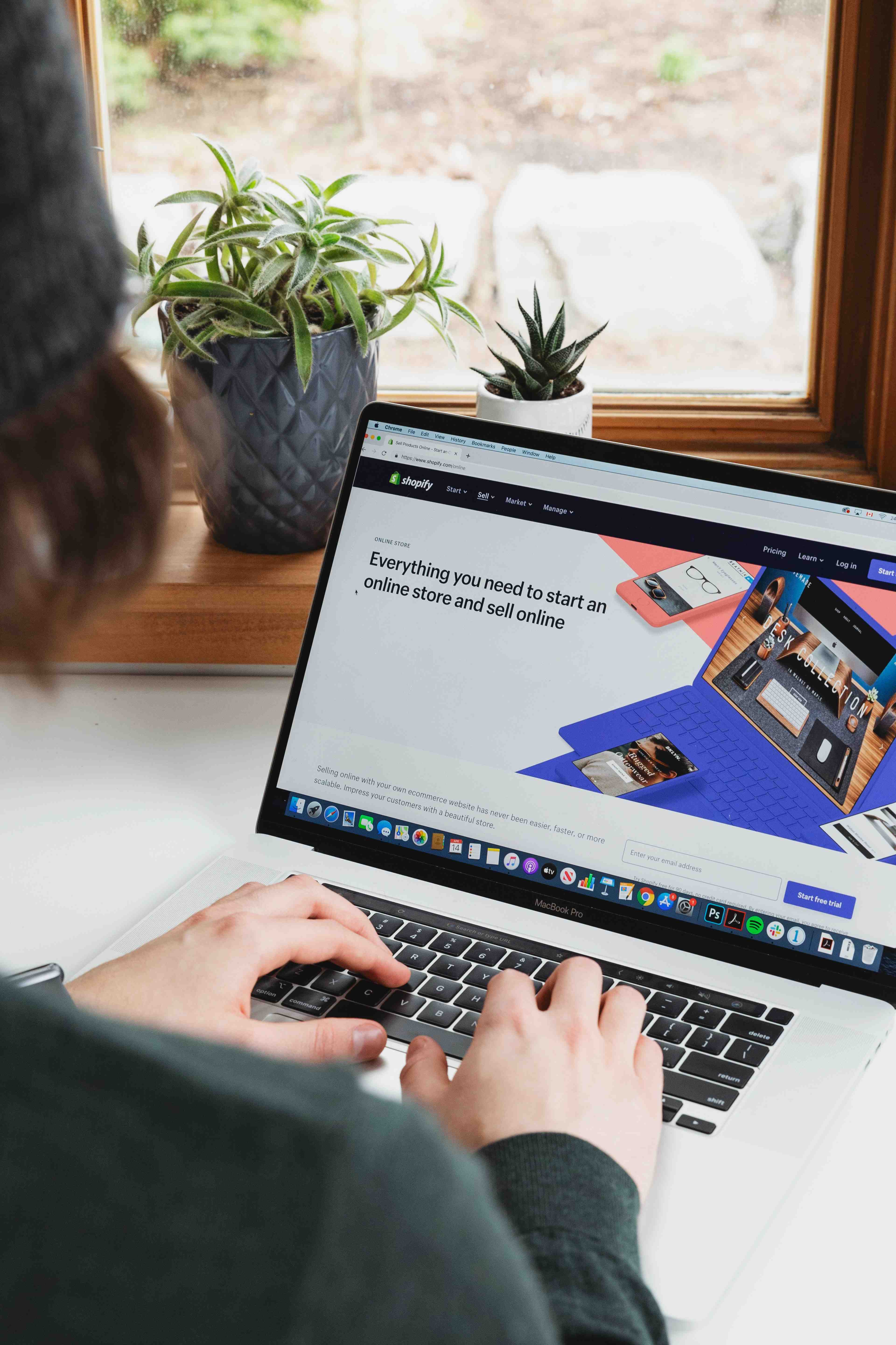 Is Shopify good for beginners?